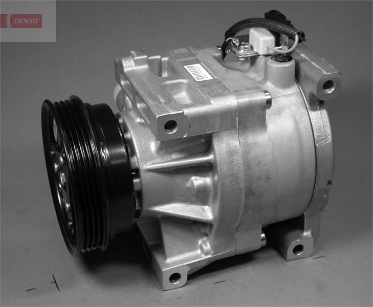 DENSO DCP23002 Compressor. Air Conditioner Renault Trucks Mascott 99-13
