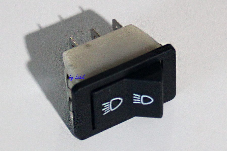 EMA CD022 Far Düğmesi Renault R12 12v