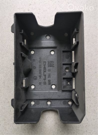 GM 13140090 Sigorta Role Kutusu Alt Gövdesi 4400..>F68 Corsa C-Tigra B