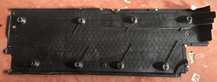 ORJINAL 3C8825202B Muhafaza Alt Sağ Volkswagen Cc 2012-2017 3c8825202