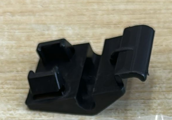 BEMOT 73667 Kaput Dayama Klipsi Büyük Kangoo