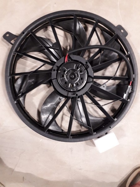 ORIS FGM473000 Radiator Fan Cherokee 4.0/4.7 2004