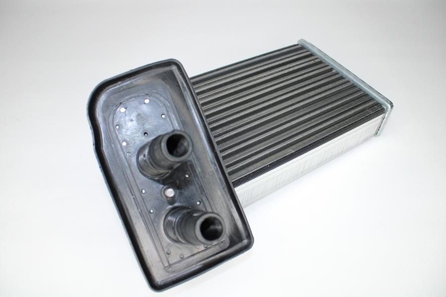 MHL-AH 85 000P Kalorifer Radyatoru ( Renault   Kangoo 1.4 1.5dci 1.9 )   8fh351311-311