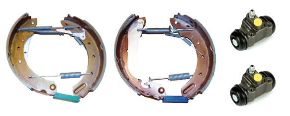 BREMBO K56013 Fren Papuç Takimi Ford Maverick Uds. Uns 02/93-04/98-Nissan Terrano Ii R20 10/92-09/07-Nissan Va