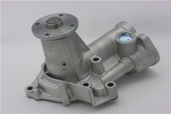 GMB GWM-39A Devirdaim Su Pompasi Hyundai H100 2.5l Panelvan 94-05 / Mitsubishi L200 2.5l 86-98 / L300 2.5l Panel Van 86-98 / Pajero 2.5l 88-91