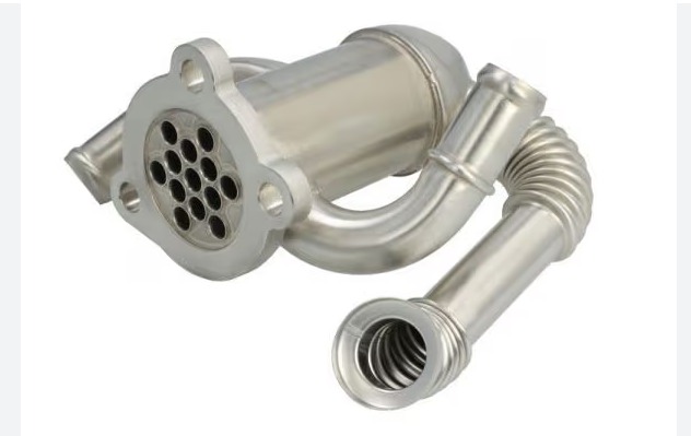 SUZUKI 18710M86J21 Egr Sogutucu Fiat Doblo-Linea-Fiorino-Punto Opel Corsa D-Combo-Meriva Alfa Romeo Mito 11> 1.3d Mtj 55180037-55184659-5851048-5851681