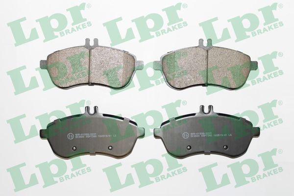 LPR 05P1340 Fren Balatasi On Mercedes W204 S204 C204 C218 W212 S212 C207 A207 R172
