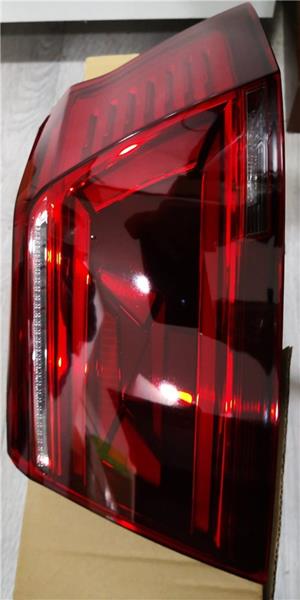 PRO-A 296563 Stop Lambasi Dis Sag Karartilmis Passat 2020 >