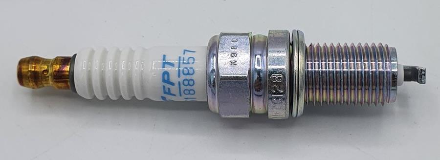 FIA-55188857 Buji Yr7dc + 0242135501 ( Fiat   Albea / Palio / Siena / Linea / Doblo 1.2 16v )