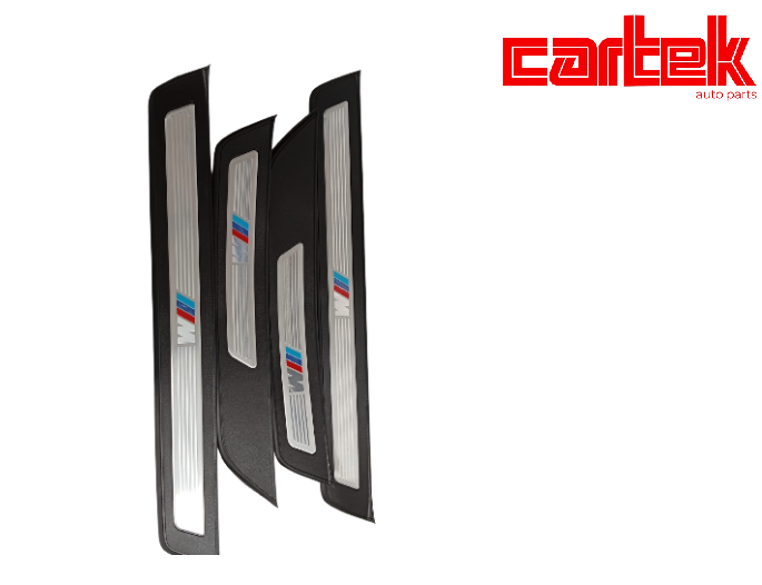 CARTEK TPBMWALM48 Kapı Eşik Bakaliti F10 Set Siyah M5 Logolu 2010-16