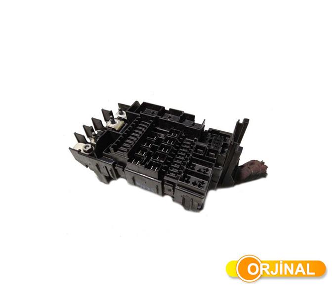DOGAN PST15-0700 Sigorta Kutusu Alt Orjinal Passat 2015-