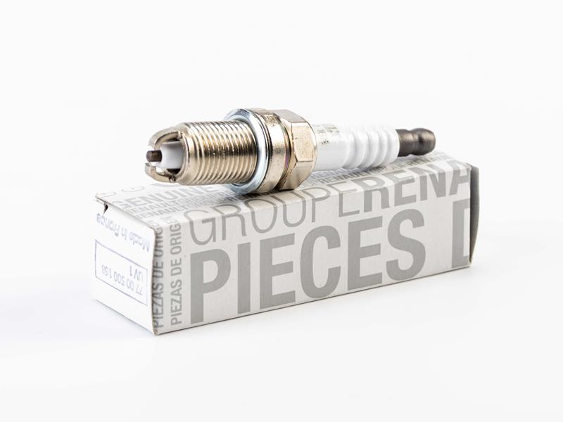 BOS-0242235668 Buji Fr7ldc+ Renault  Laguna  1.8 16v / Megane 1.4i 16v /Clio-Ii  1.2-1.4-1.6  ) Atesleme Bujisi (Bmw M40-43-50-52)