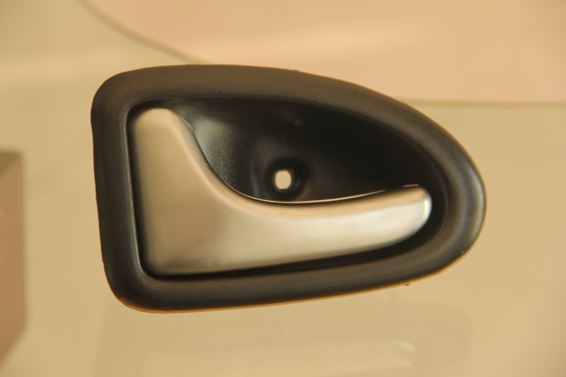 MİTA.03415211 Kapi İç Açma Kolu Sol Krom Renault Clio 09 Model 51