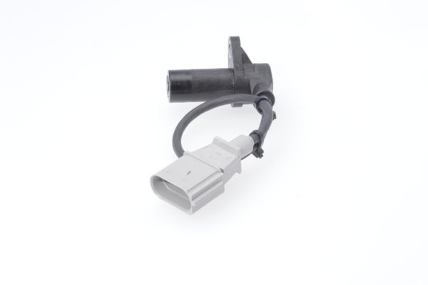 BOSCH 0261210261 Krank Mil Sensörü Touareg 3.0v6-4.2 03-15 -Audi Q7 3.0tdi-4.2tdi 06-15 -Porsche Cayanne 3.0 09-10