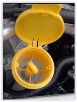 SPK 6051 Cam Su Fiskiye Depo Kapaği Renault Megane Iii 09> Fluence 09> Clio Iv 12>