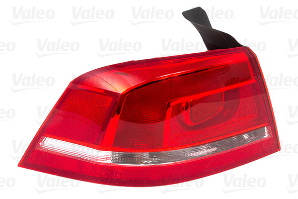 DPO-441-19C2L-UE Stop Lambasi Sol Volkswagen Passat 11-